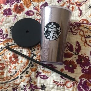 Starbucks grande cup